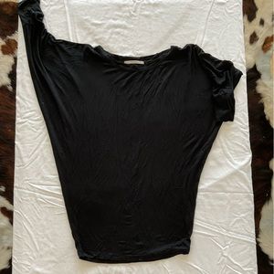 41 Hawthorn Black Oversized Half Sleeve Balloon Top (Size Medium)